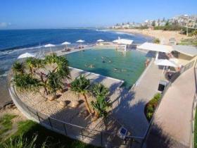 Kings Beach - Beachfront Salt Water Pool - Accommodation Broome 0