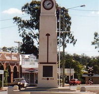 Goomeri War Memorial Clock - Accommodation Broome