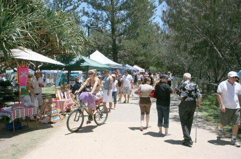 Broadbeach Beachfront Markets - Accommodation Broome 5