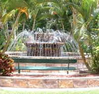 Bauer and Wiles Memorial Fountain - Accommodation Broome