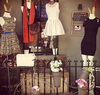 Frou Frou Designs - Accommodation Broome
