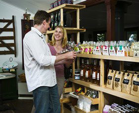 Poachers Pantry And Wily Trout Vineyard - Accommodation Broome 4