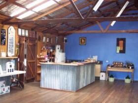 Pyramids Road Wines - Accommodation Broome 1