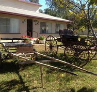 Mr and Mrs Behan Sulky Display - Accommodation Broome