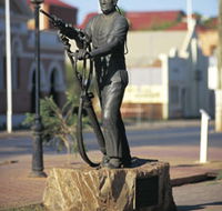 Miners Monument - Accommodation Broome
