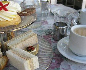 Afternoon Tea At Burnett House - Accommodation Broome 2