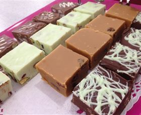 Taylors Sweets And Treats - Accommodation Broome 7