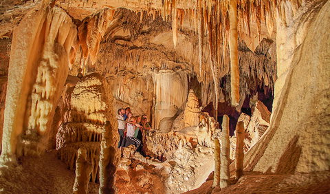 Kooringa Cave - Accommodation Broome 0