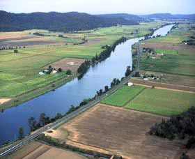 The Clarence River - Accommodation Broome 0
