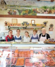 Mentges Master Meats - Accommodation Broome 0