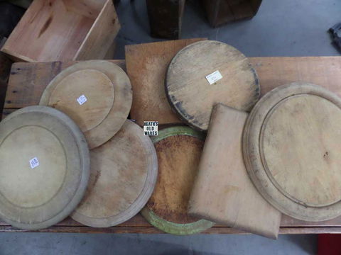 Heaths Old Wares, Collectables & Industrial Antiques - Accommodation Broome 11