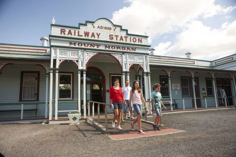 Rockhampton To Carnarvon Gorge Four Night Drive - Accommodation Broome 4
