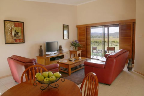 Nightingale Wines Luxury Villas - Accommodation Broome 0