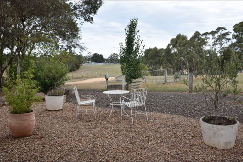 Cygnet Park Country Retreat - Accommodation Broome 1