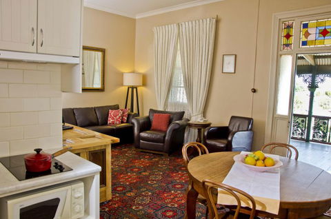 Imperial Fine Accommodation - Accommodation Broome 3