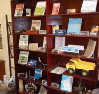 Meri Collectables - Accommodation Broome