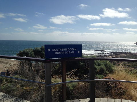 Margaret River, Caves, Wine And Cape Leeuwin Lighthouse Tour From Perth - Accommodation Broome 9
