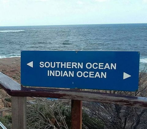 Margaret River, Caves, Wine And Cape Leeuwin Lighthouse Tour From Perth - Accommodation Broome 3