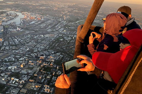 Melbourne Balloon Flights, The Peaceful Adventure - Accommodation Broome 5