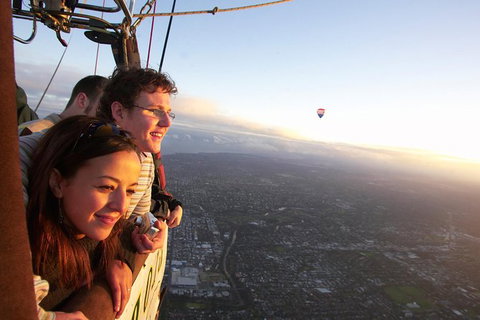 Melbourne Balloon Flights, The Peaceful Adventure - Accommodation Broome 9