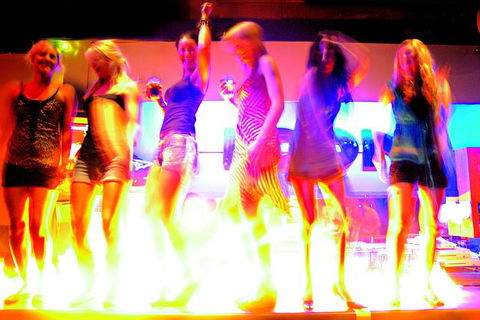 Nightclub Tours Melbourne - Accommodation Broome 3