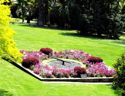 Hobart Half-Day Sightseeing Coach Tram Tour - Accommodation Broome 5
