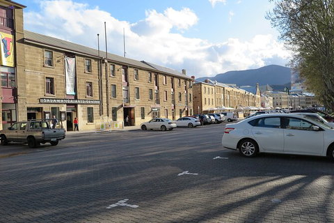 Hobart Historic Walking Tour - Accommodation Broome 2