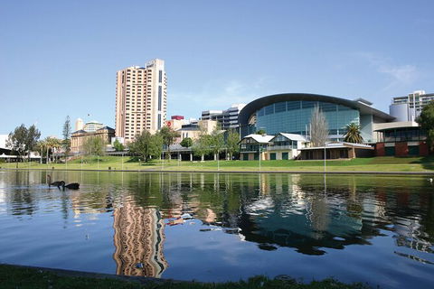 Adelaide Airport Private Chauffeured Transfer - Accommodation Broome 6