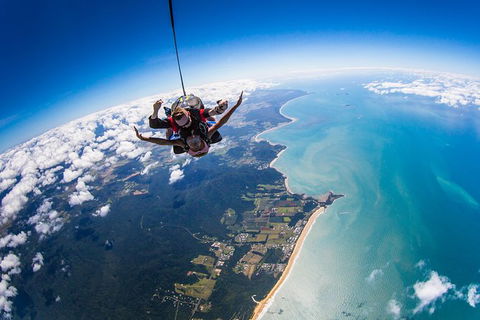 Beach Skydive From Up To 15000ft Over Mission Beach - Accommodation Broome 4