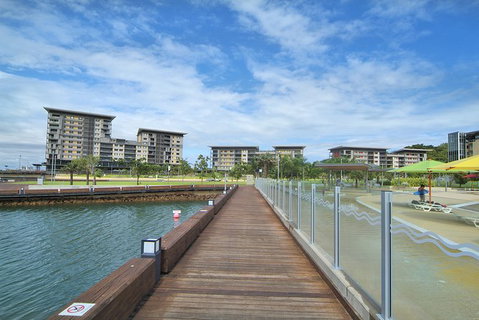 Darwin Shore Excursion: Hop-on Hop-off Bus Tour - Accommodation Broome 13