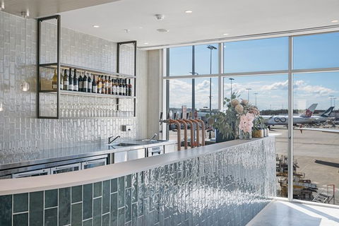 Sydney Airport Plaza Premium Lounge - Accommodation Broome 4
