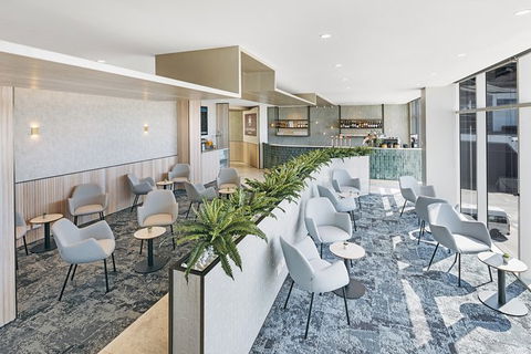 Sydney Airport Plaza Premium Lounge - Accommodation Broome 1