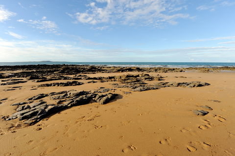 Canoe Point Beach And Parklands - Accommodation Broome 2