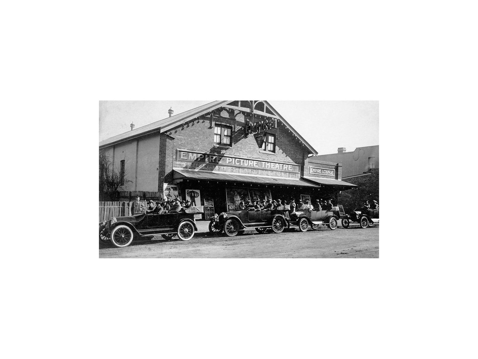 Entertainment Exeter TAS Accommodation Broome