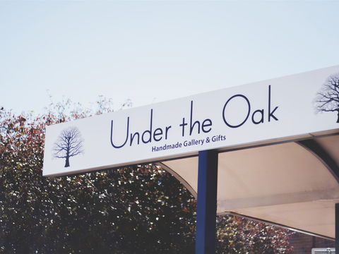 Under The Oak Handmade Gallery And Gifts - Accommodation Broome 1