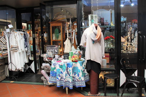 Country House Gifts And Homewares - Accommodation Broome 0