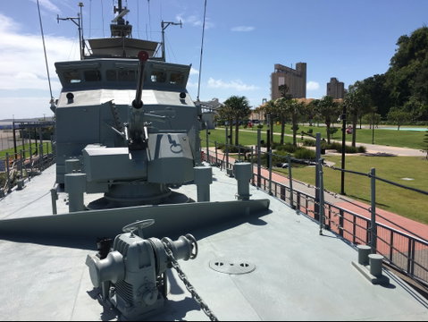 HMAS Gladstone - Accommodation Broome 1