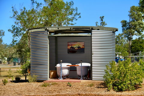 Julia Creek Artesian Baths - Accommodation Broome 0