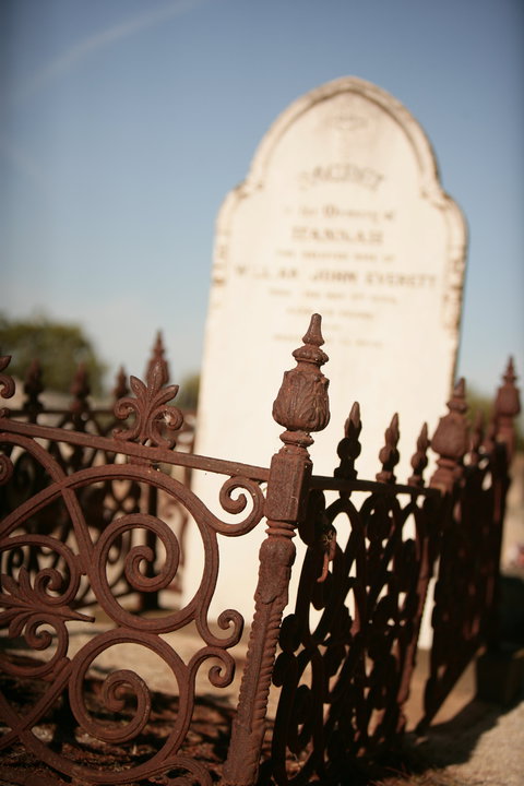 Mathoura Pioneer Cemetery - Accommodation Broome 0