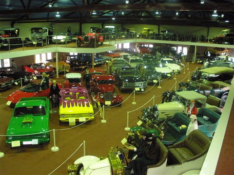McFeeters Motor Museum And Visitor Information Centre - Accommodation Broome 2