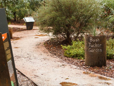 Ovens Riverside Path & Bullawah Cultural Trail - Accommodation Broome 2