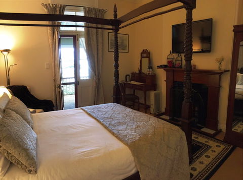Abbey Of The Roses - Accommodation Broome 1