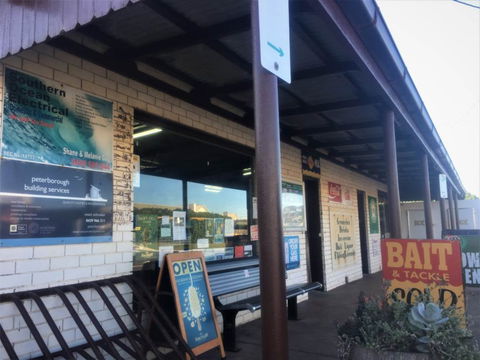 Peterborough Licensed Grocers - Accommodation Broome 1