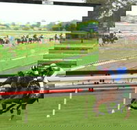 Manning Valley Race Club - Accommodation Broome