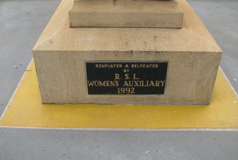 Soldier Statue Memorial, Chinchilla - Accommodation Broome 1