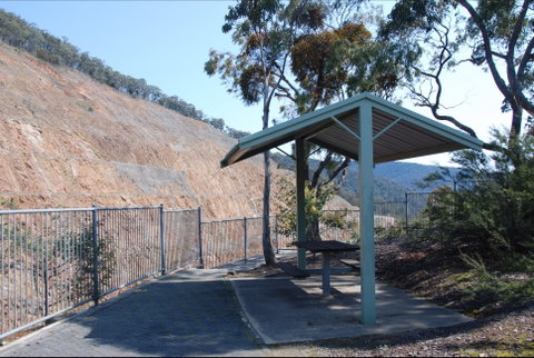 Dartmouth Dam Wall Picnic Area - Accommodation Broome 1