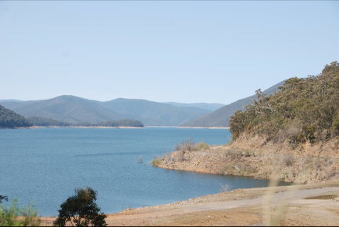 Dartmouth Dam Wall Picnic Area - Accommodation Broome 2