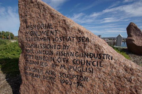 Fishermen's Memorial - Accommodation Broome 1