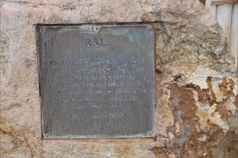 Mataranka War Memorial - Accommodation Broome 1