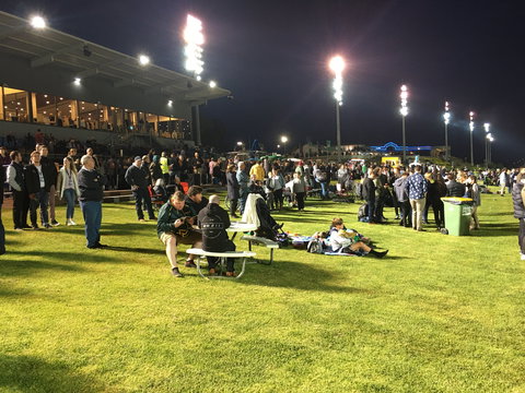 Cranbourne Greyhound Racing Club - Accommodation Broome 2